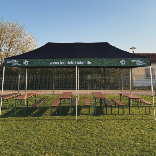Pavillon Bild 2 von 2